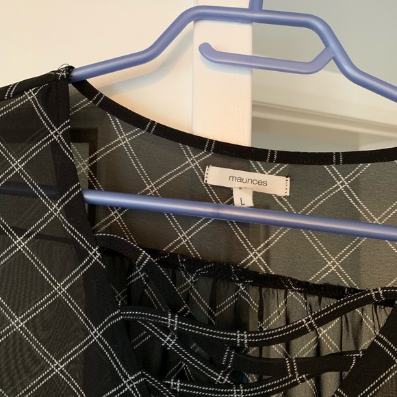 Maurice’s blouse, Size L - Picture 2 of 3